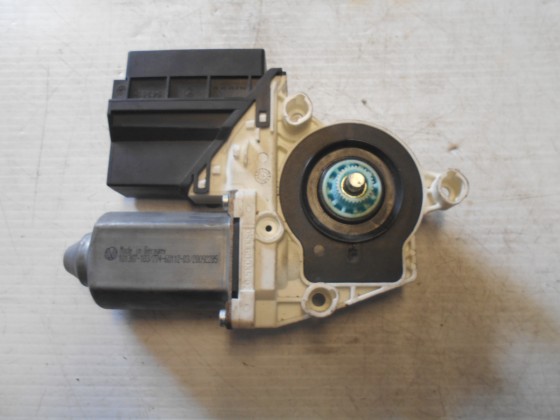 Motor Elevador Vidro Frt Esq Seat Ibiza 2004 3P MEV93